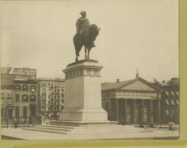 South Fourth Street - Roebling Avenue, northeast corner
