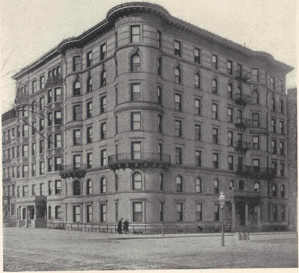 The San Salvadore, 2 West 98th Street, southwest corner Central Park West; Plan of upper floors., 1908