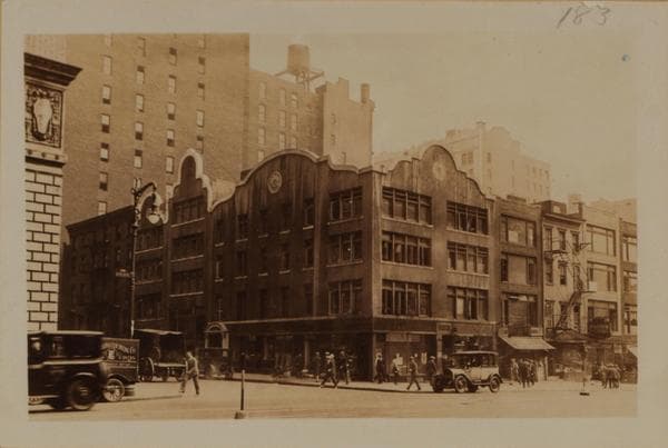 Manhattan: 7th Avenue - facing southeast between West 25th and West 24th Streets, 1927-08-27