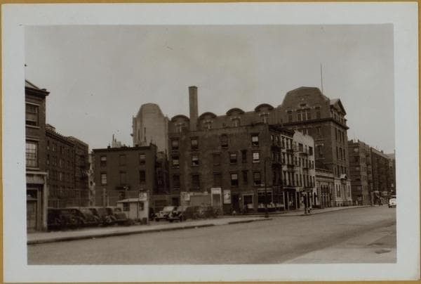 Manhattan: Hudson Street - Christopher Street, 1942