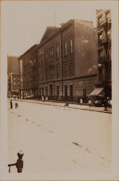 Manhattan: 12th Street (East) - Avenue B, 1930