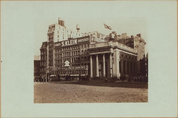 Manhattan: Union Square (East) - Between 15th and 16th Streets., 1933
