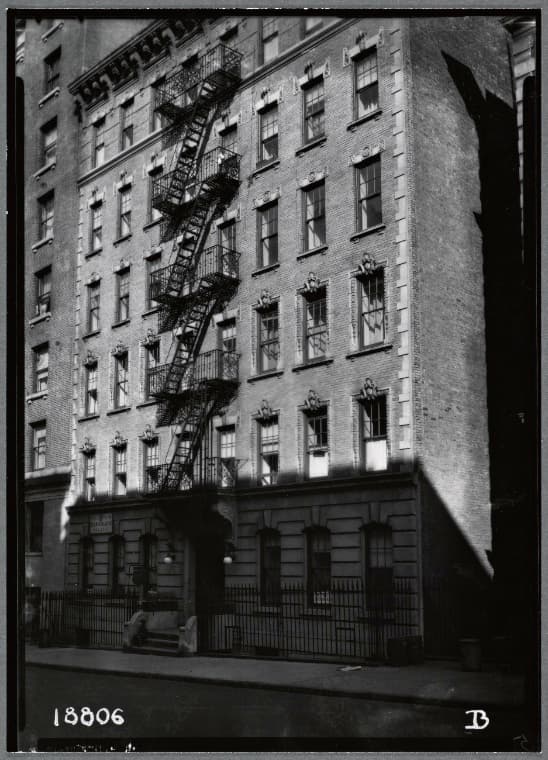 Tenement; Rex Cole Refrigerator: 265 4th Av-E 14th St, Manhattan, 1938
