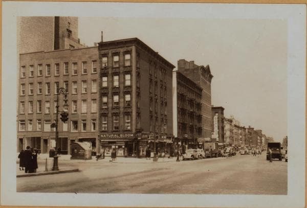 Manhattan: 72nd Street - 2nd Avenue, 1940–1941
