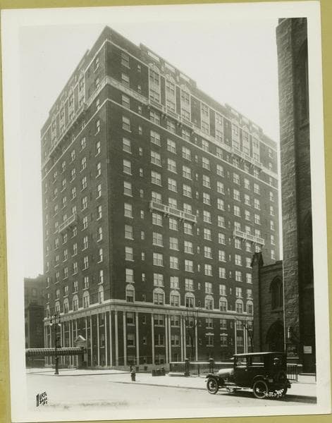 Fifth Avenue #30 - 10th Street, 1924