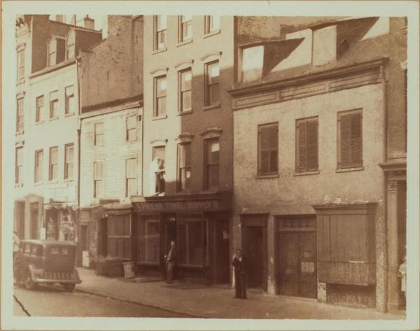 Manhattan: Peck Slip - Water Street, 1937