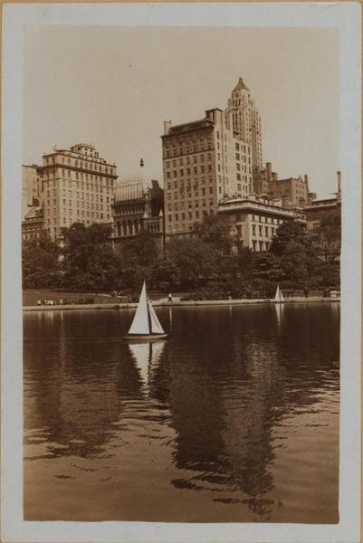 Manhattan: 5th Avenue - 75th Street, 1933