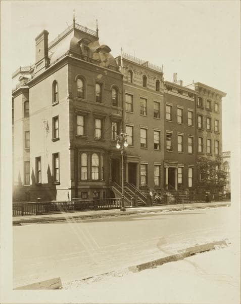 Manhattan: 5th Avenue - 10th Street, 1925