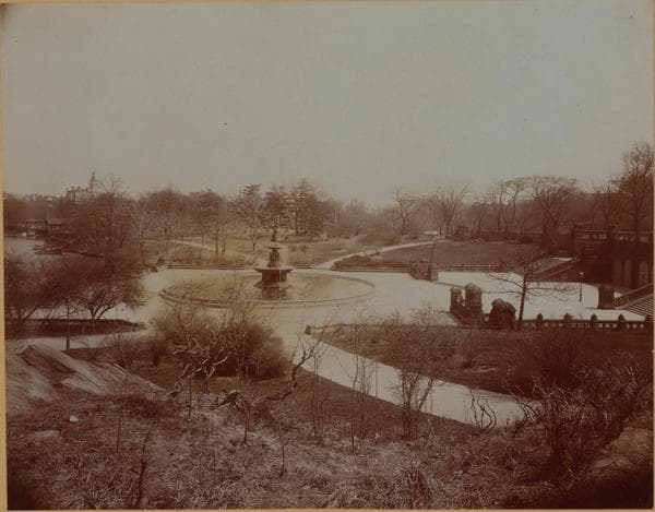 Manhattan: Central Park - Terrace Fountain and the Lake., 1920