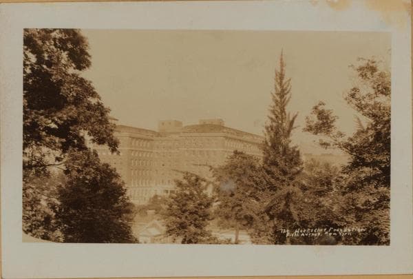 Manhattan: 5th Avenue - 104th Street, 1923