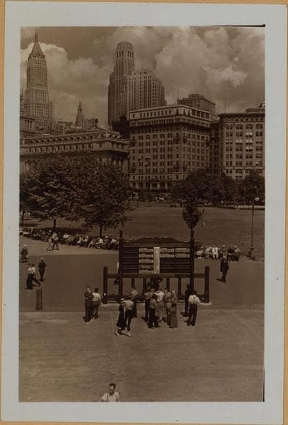 Manhattan: Battery Park - [Shore and skyline ; New York Aquarium ; Whitehall Building]., 1939