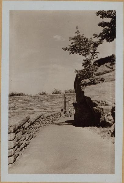 Manhattan: Fort Tryon Park., 1936