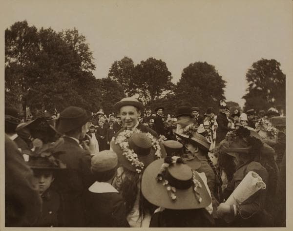 Manhattan: Central Park - Fêtes - Children's May Day party., 1892