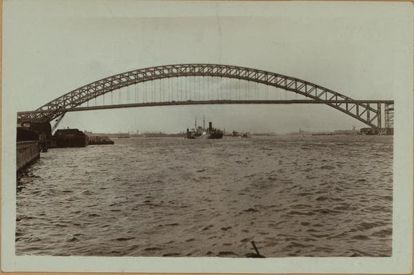 Bridges - Bayonne Bridge - [Construction across Kill Van Kull.], 1931–1932