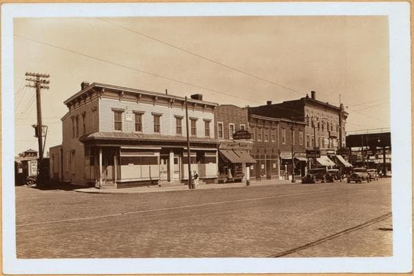 Bronx: Tremont Avenue (East - Fink Avenue, 1935
