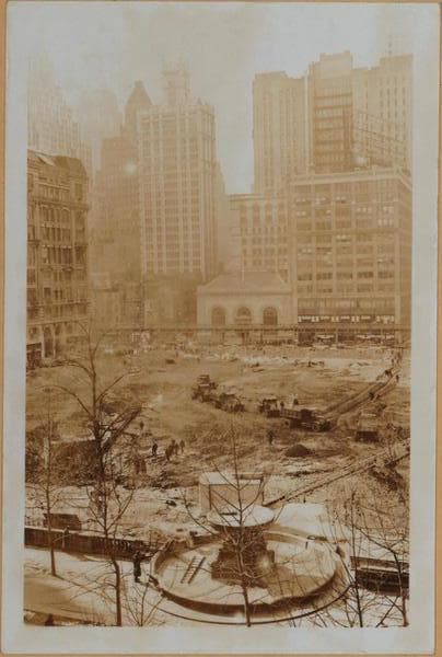 Manhattan: 42nd Street (West) - 6th Avenue, 1930–1934