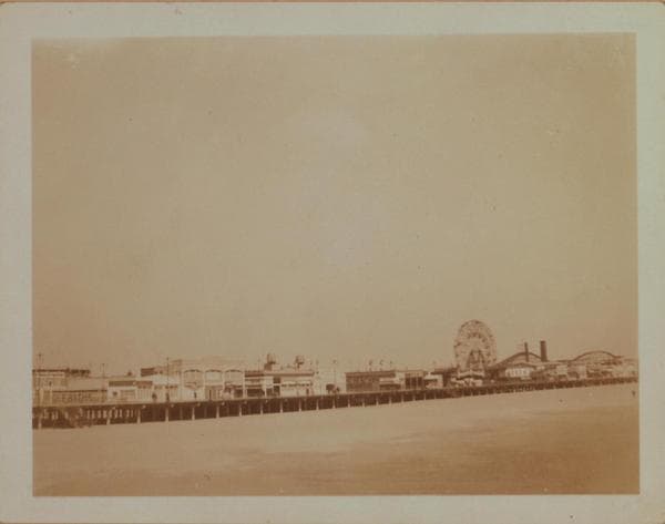 Islands - Coney Island - [Riegelmann boardwalk - Oriole Baths.], 1924