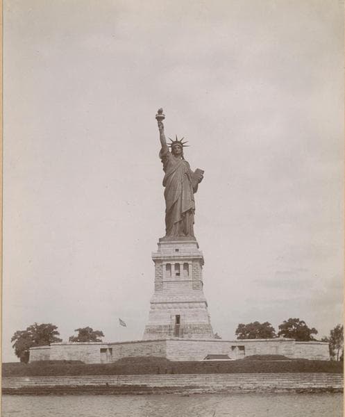 Islands - Bedloe's Island - [Statue of Liberty - French pier.]