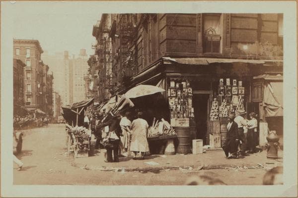 Manhattan: Mott Street - Hester Street, 1930