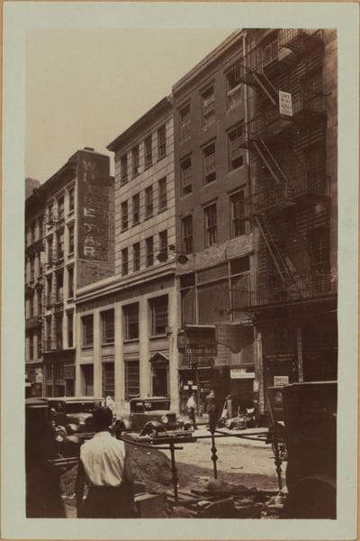 Manhattan: Vesey Street - West Broadway, 1930