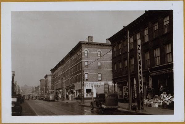 Brooklyn: 5th Avenue - St. Mark's Place, 1941–1942