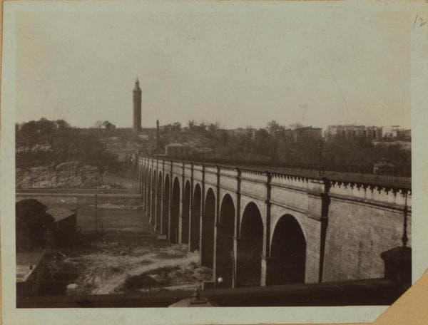 Bridges - High Bridge - [Looking west across the Harlem River toward Highbridge Park, Manhattan from the Bronx.], 1923–1939