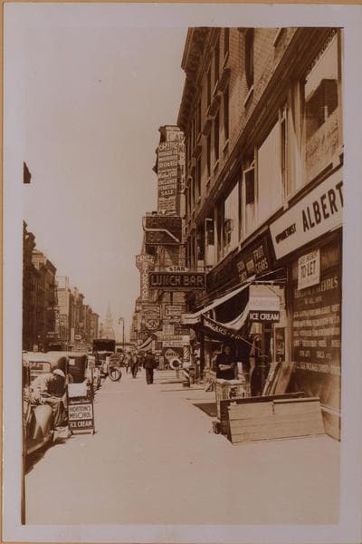 Manhattan: 41st Street - 8th Avenue, 1933–1935