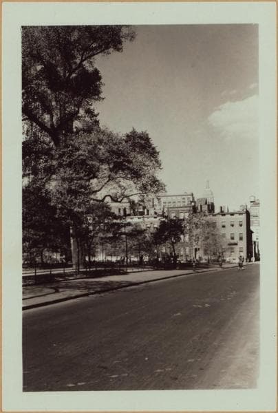 Manhattan: Washington Square - Washington Square West, 1939