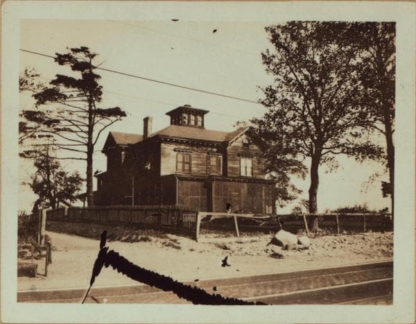 Queens: Metropolitan Avenue - 69th Avenue, 1923–1925