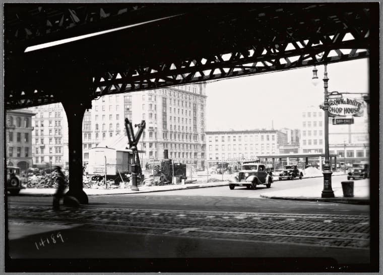 Brown & White Chop House: Columbus Ave-W. 68th St., Manhattan, 1935