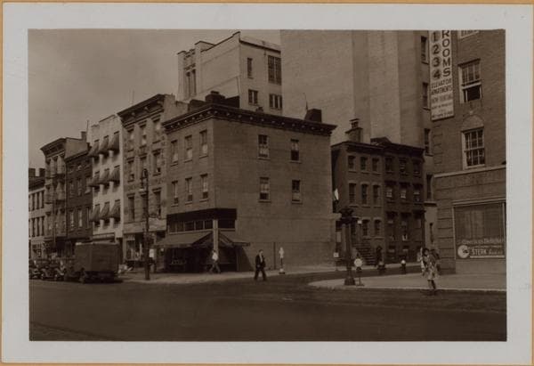 Manhattan: 9th Avenue - 18th Street, 1941