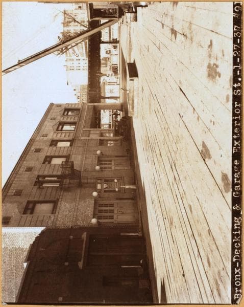 Bronx: Exterior Street - Broadway, 1937