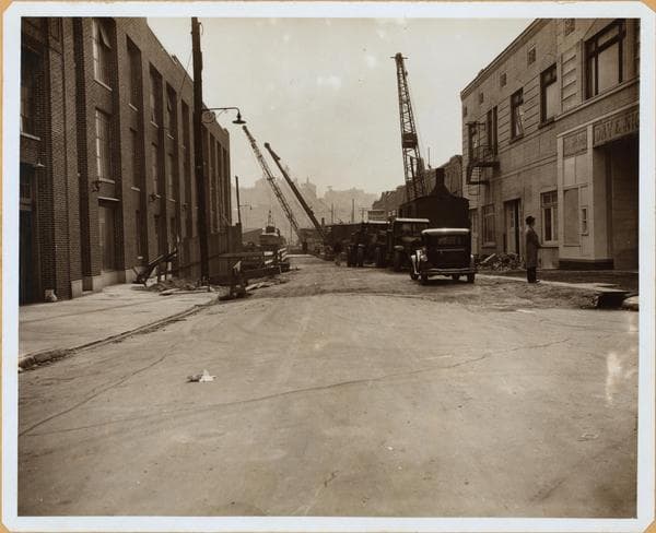 Bronx: Exterior Street - Broadway, 1936
