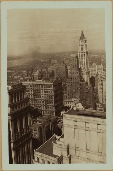 General view - [Manhattan - Wall Street - Bank of Manhattan building (North).], 1933