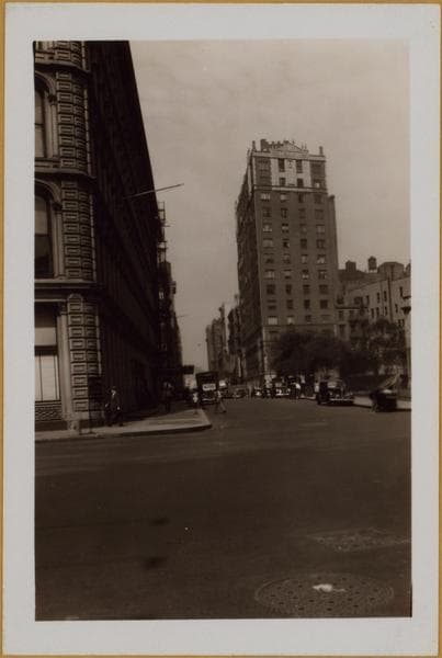 Manhattan: 10th Street - 4th Avenue