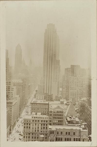 Manhattan: 5th Avenue - 47th Street, 1931–1932