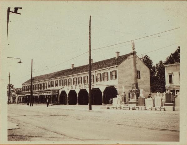 Queens: Metropolitan Avenue - 70th Street, 1922–1925