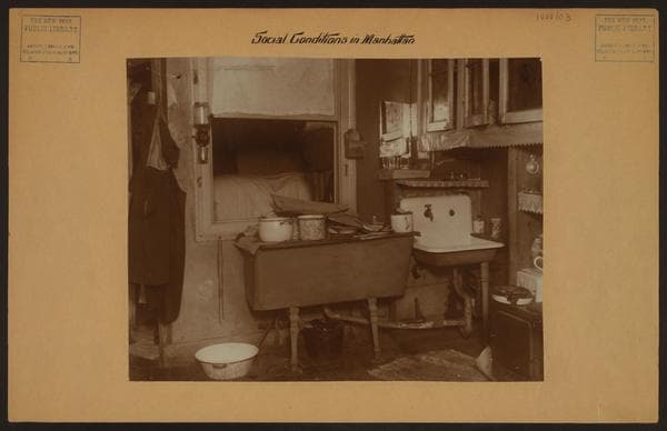Social conditions - [Interior of a two-room apartment.], 1923