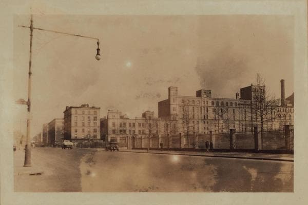 Manhattan: York Avenue - 66th Street, 1928–1933