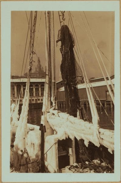 Fulton fish market in Manhattan - [Winter scene.], 1936