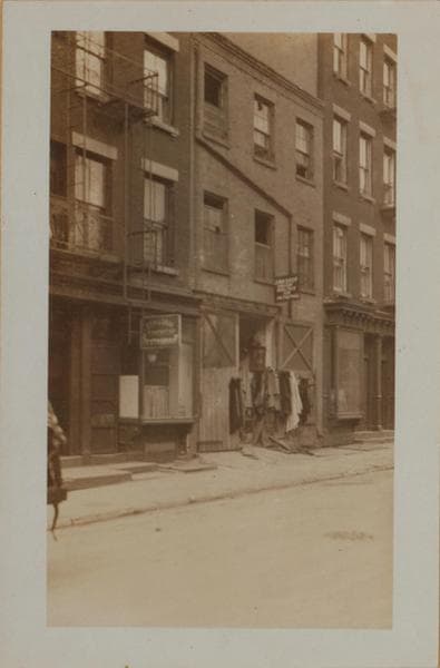 Manhattan: Downing Street - Bedford Street, 1927