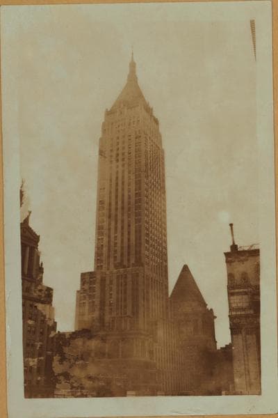 General view - [Manhattan - Wall Street - Bank of Manhattan building (North).], 1930