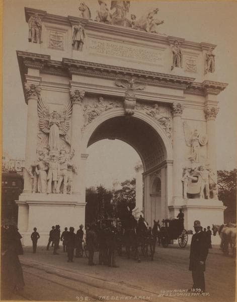 Celebrations - Parades - Municipal events - The Dewey Arch., 1898