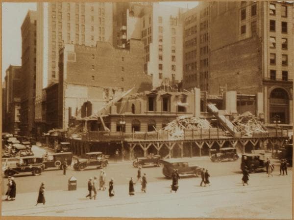 Manhattan: 5th Avenue - 41st Street, 1925