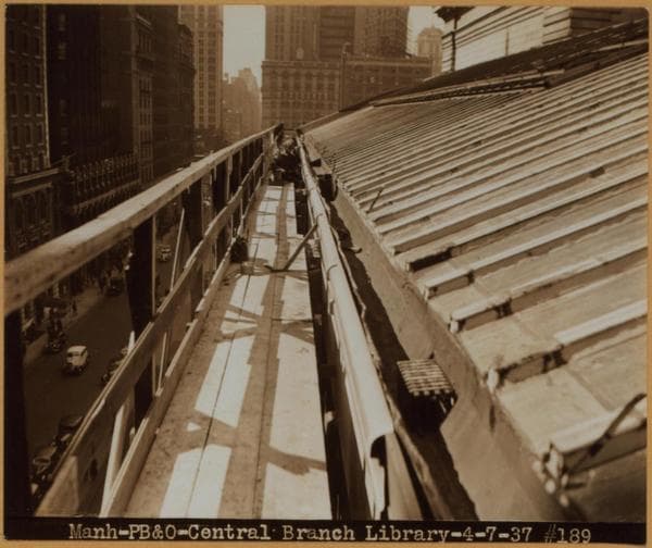 Manhattan: 5th Avenue - 40th Street, 1937