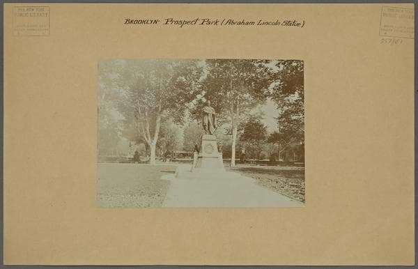 Brooklyn: Prospect Park (Abraham Lincoln statue).