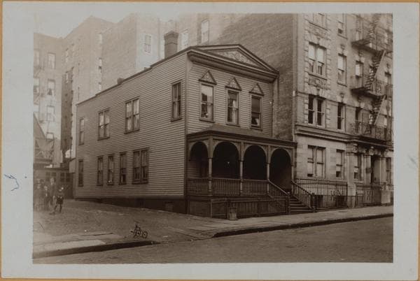 Manhattan: 159th Street (West) - Amsterdam Avenue, 1932–1934