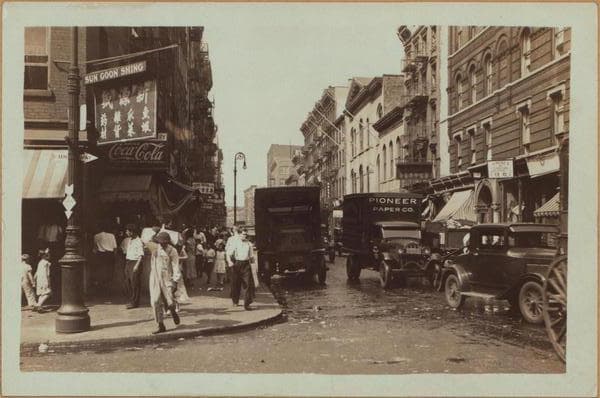 Manhattan: Mott Street - Bayard Street, 1933