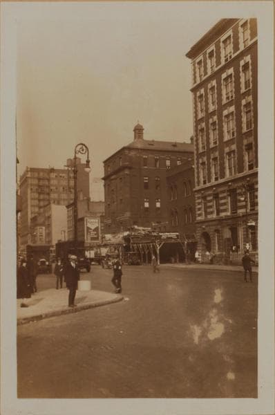 Manhattan: 7th Avenue - 11th Street, 1930