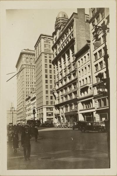 Manhattan: 5th Avenue - 20th Street, 1935